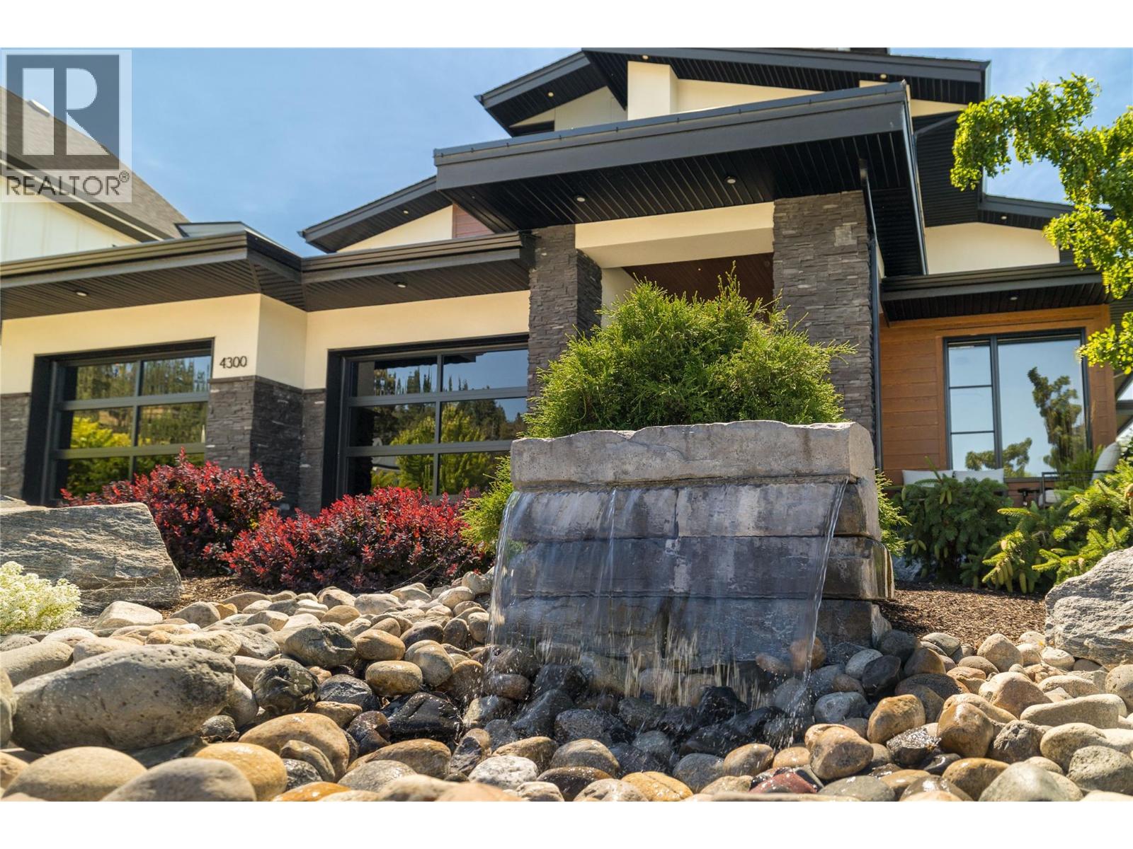 4300 Russo Street, Kelowna — photo 3