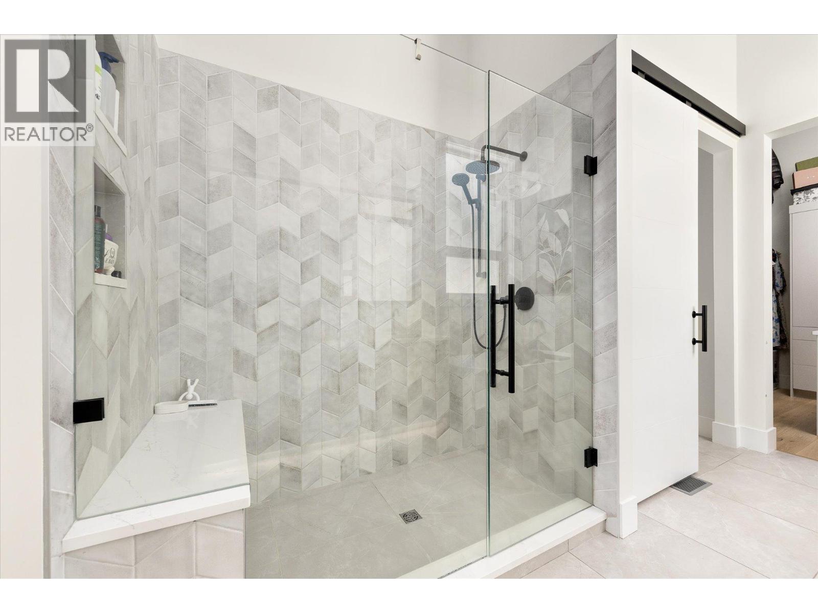 2585 Casa Palmero Drive - Image 26