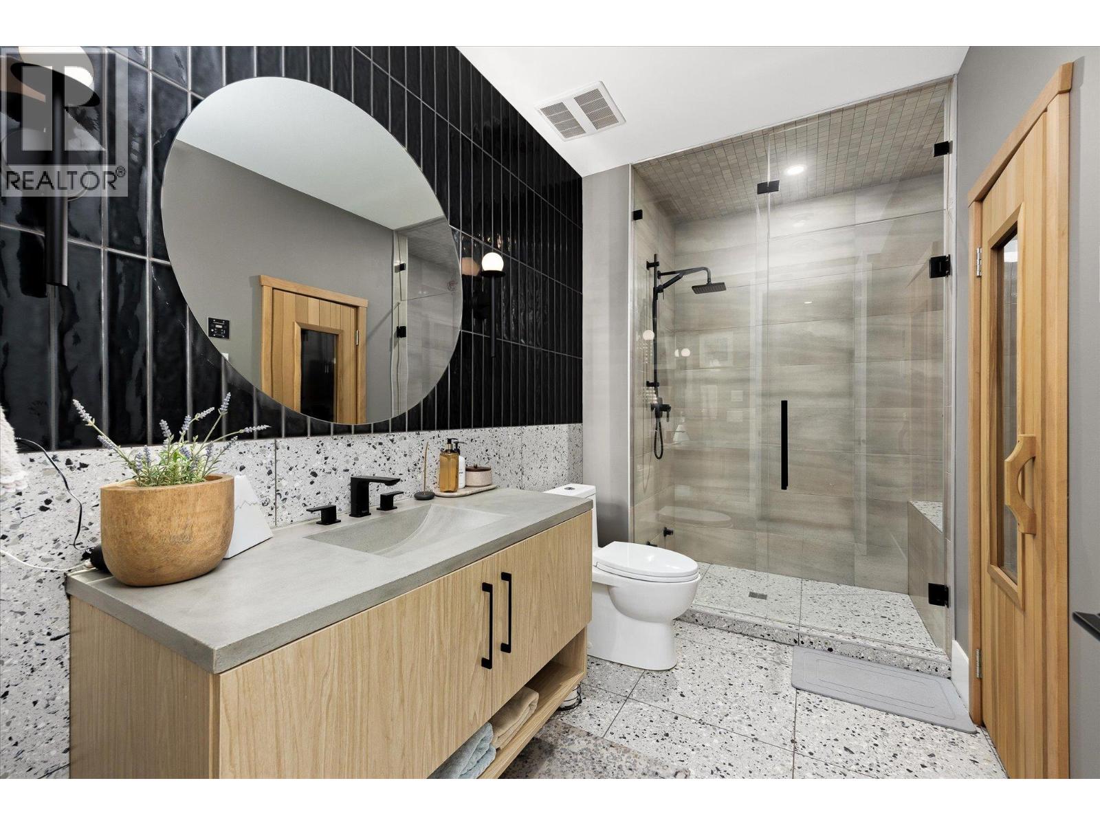 2585 Casa Palmero Drive - Image 43