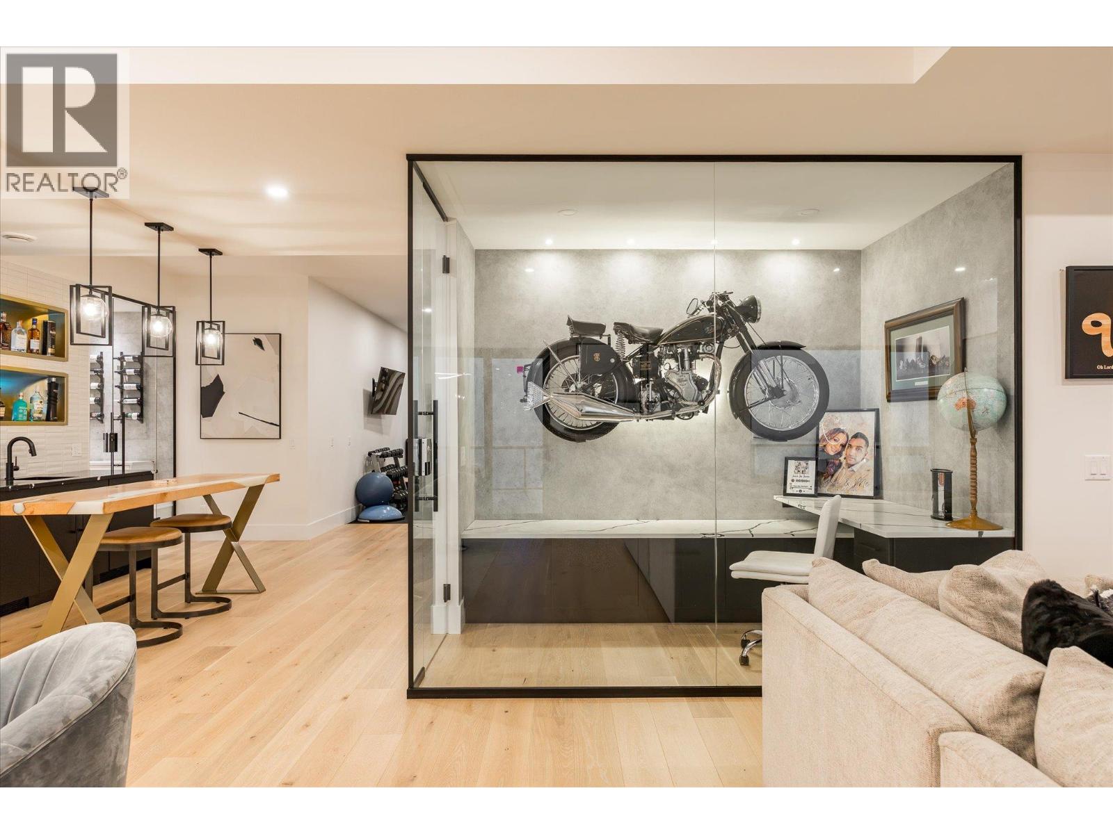 2585 Casa Palmero Drive - Image 66