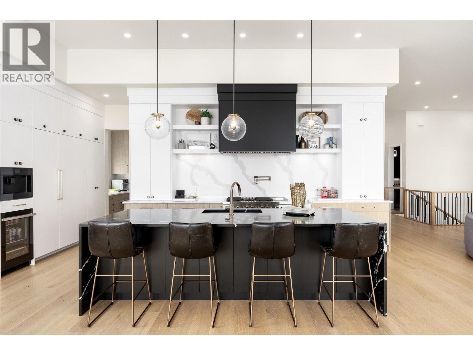 2585 Casa Palmero Drive - Image 14