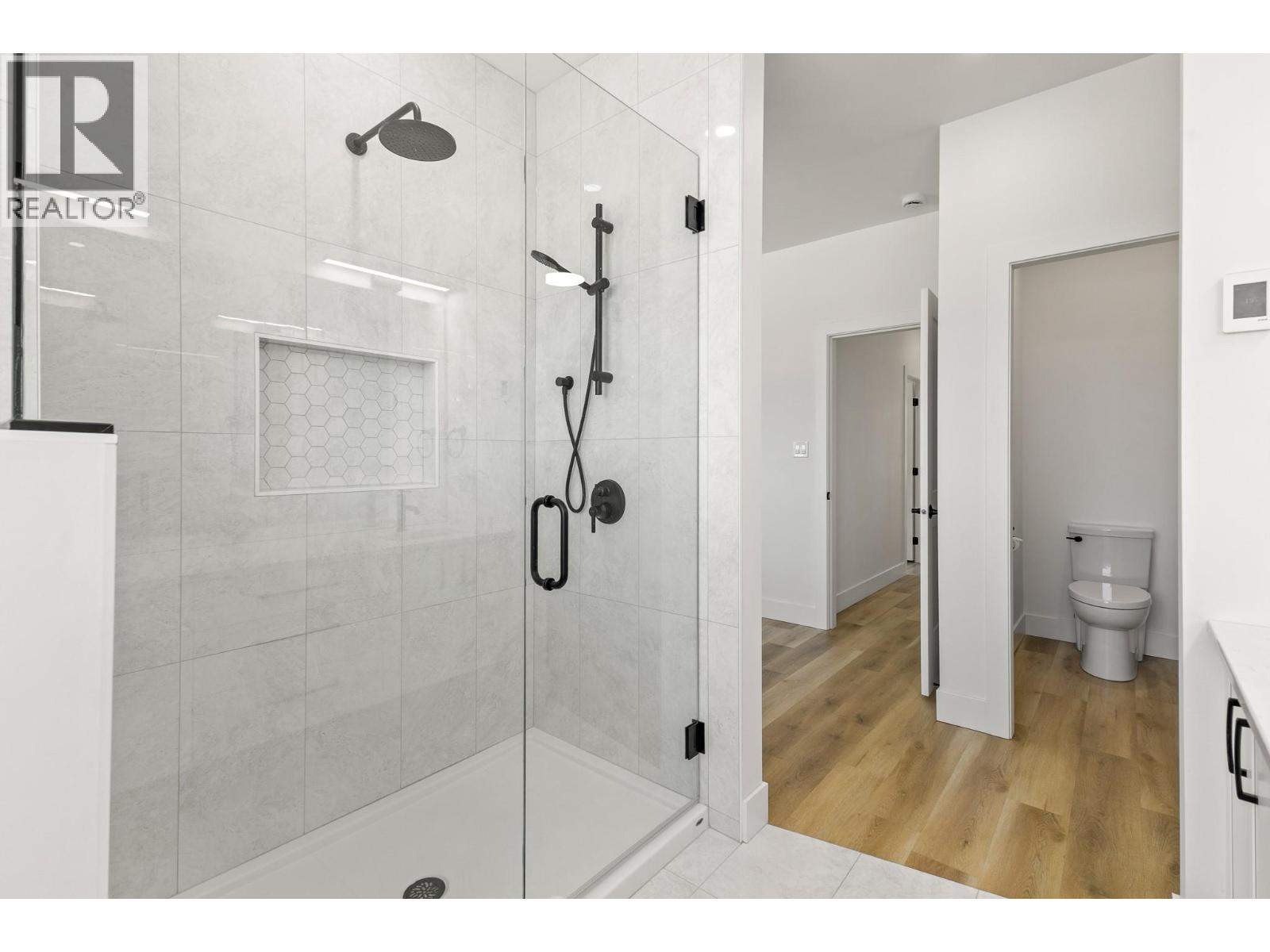1160 16 Avenue SE - Image 32