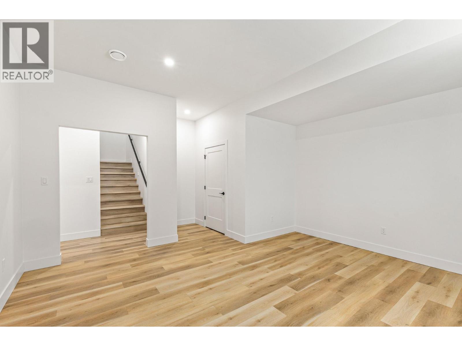 1160 16 Avenue SE - Image 42