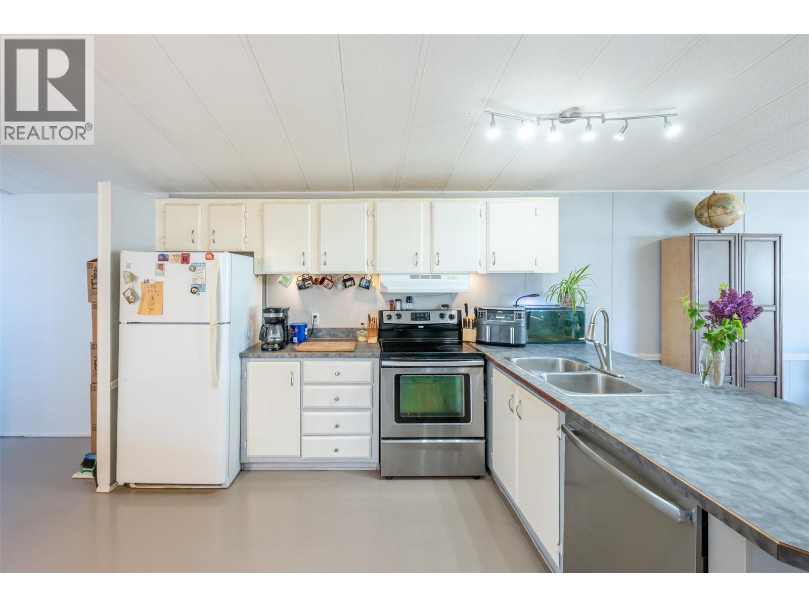 3999 Skaha Lake Road Unit# 27, Penticton