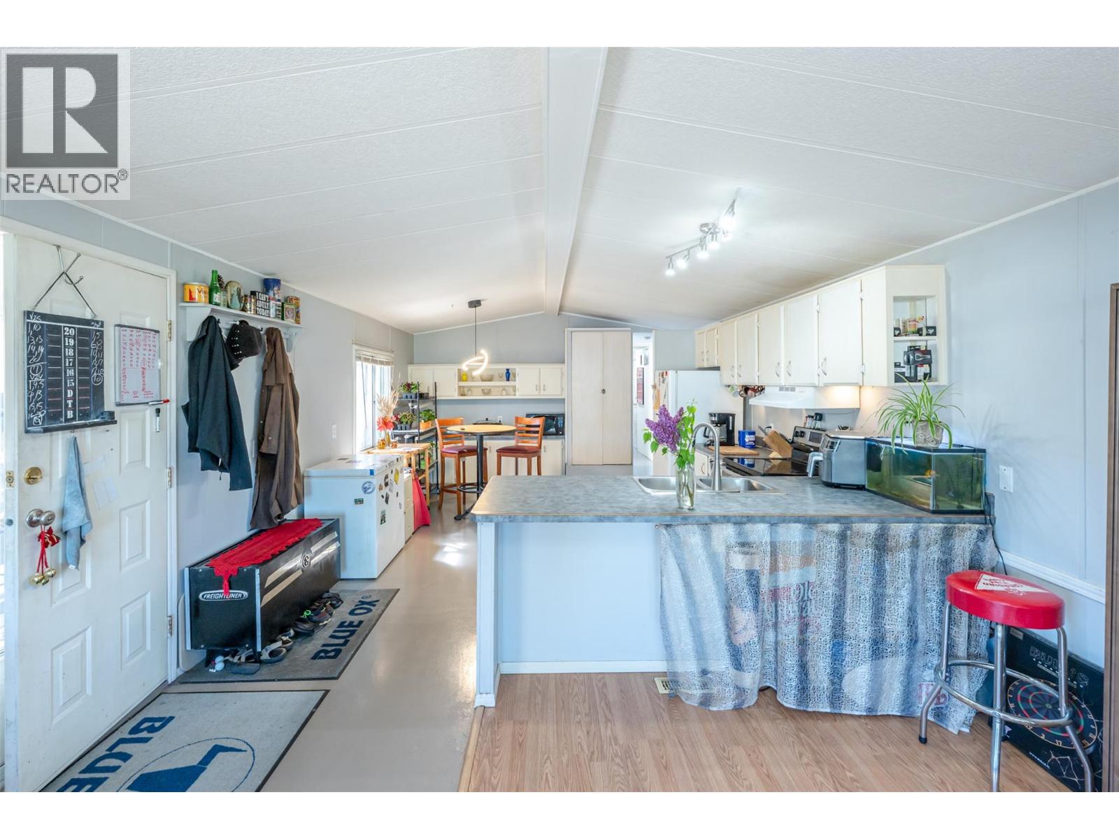 3999 Skaha Lake Road Unit# 27, Penticton