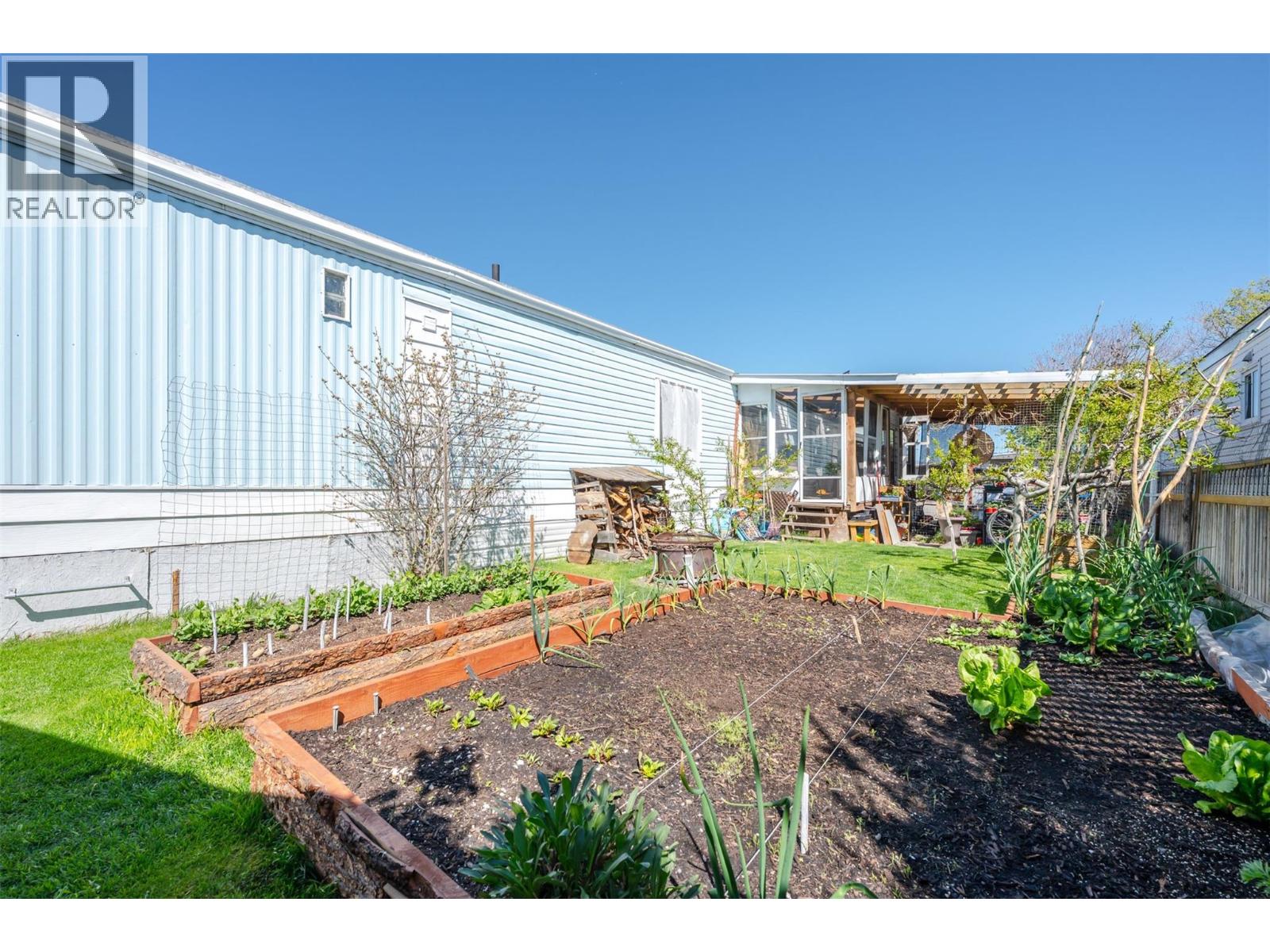 3999 Skaha Lake Road Unit# 27, Penticton