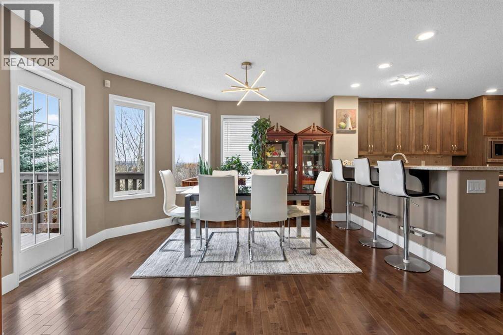 111 Valley Ponds Crescent NW - 12