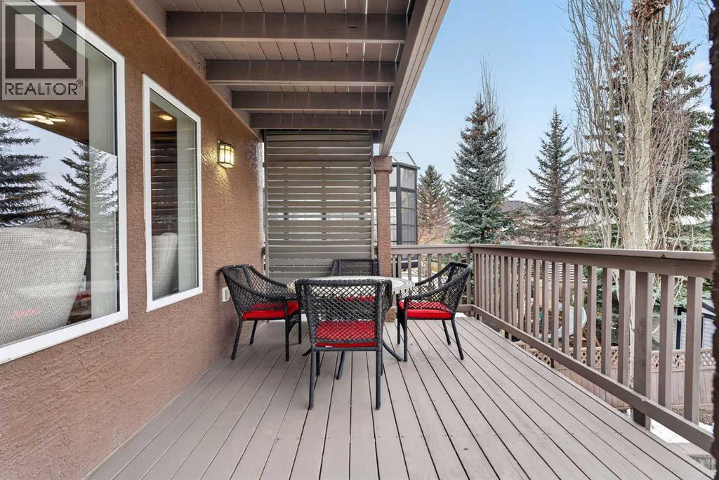 111 Valley Ponds Crescent NW - 42