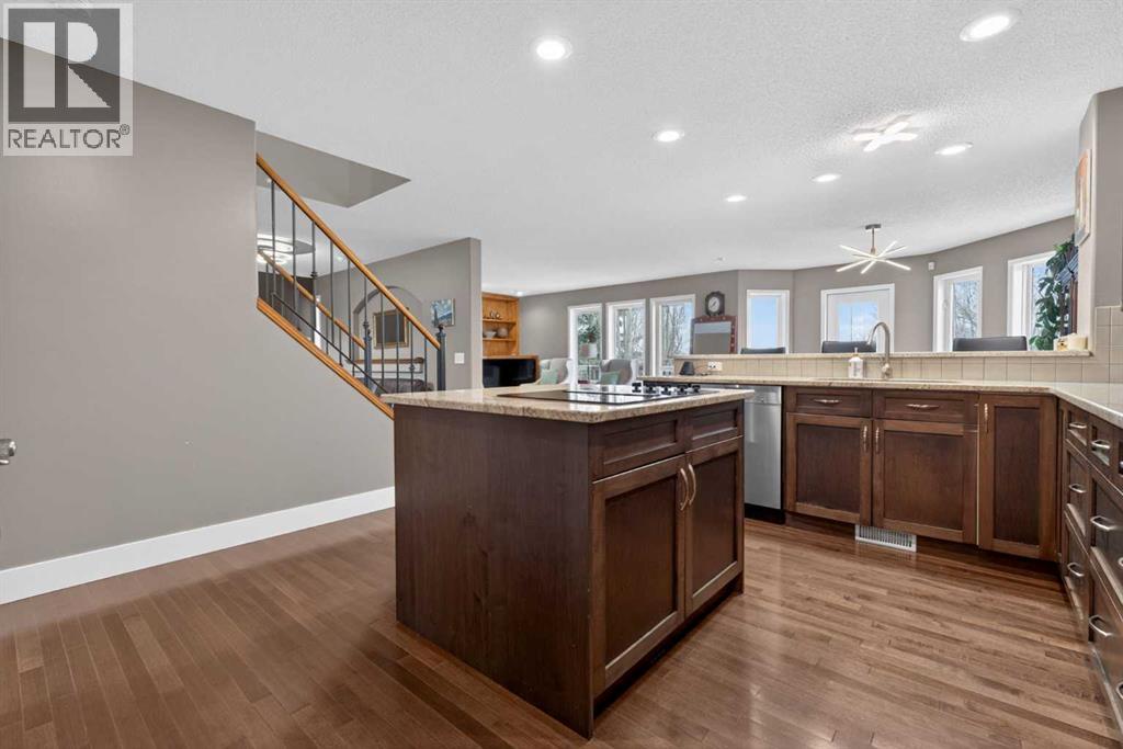 111 Valley Ponds Crescent NW - 8
