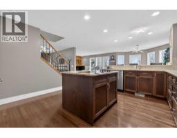 111 Valley Ponds Crescent NW - photo 8