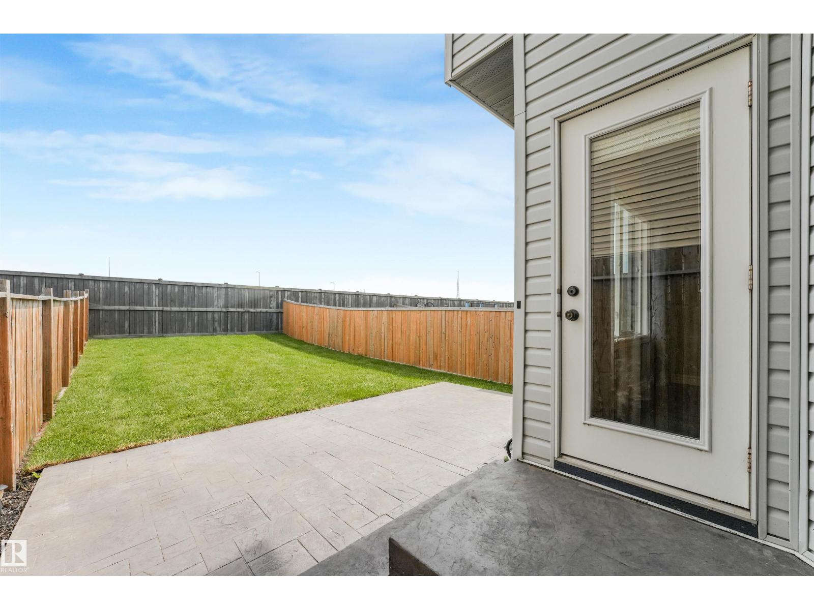 17107 38 ST NW - Image 40