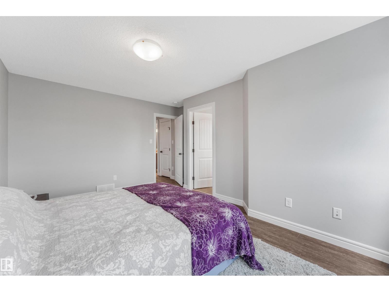 17107 38 ST NW - 33
