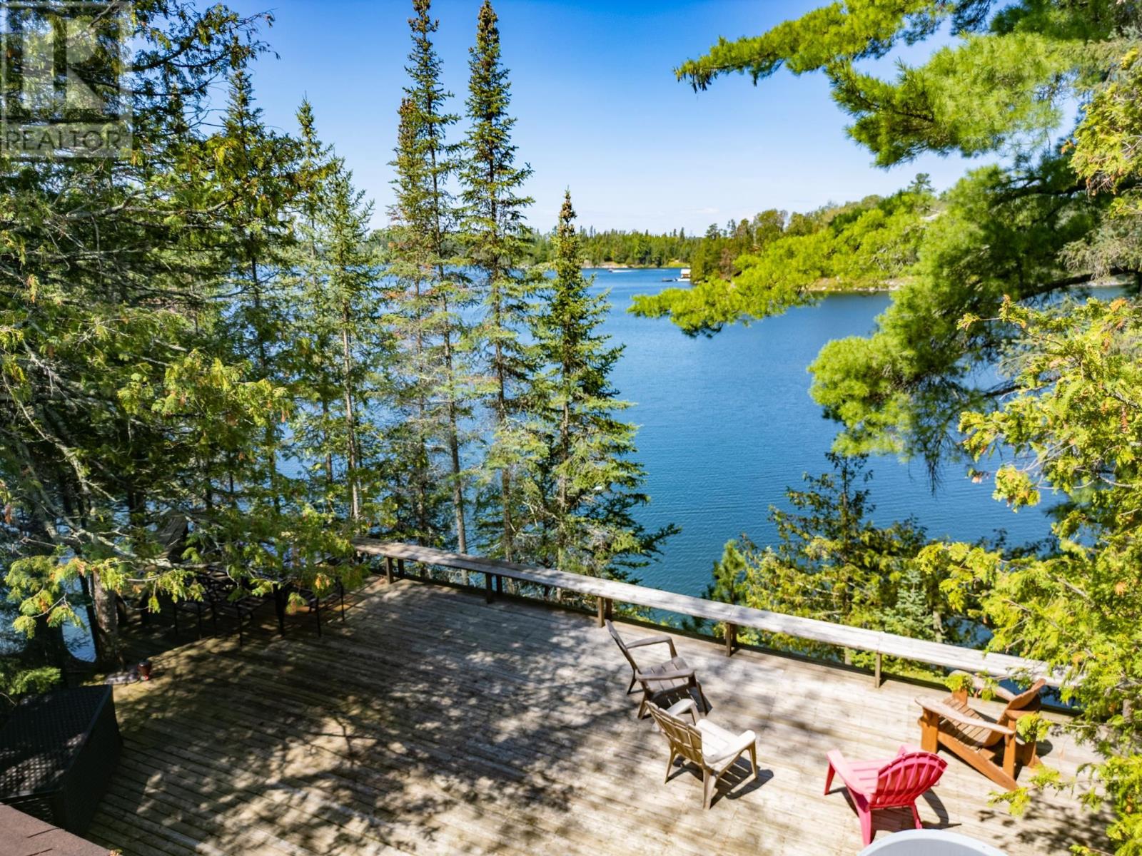 80 Panorama RD