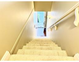 1664 King George Boulevard, Surrey, BC V4A4Z8 Photo 32