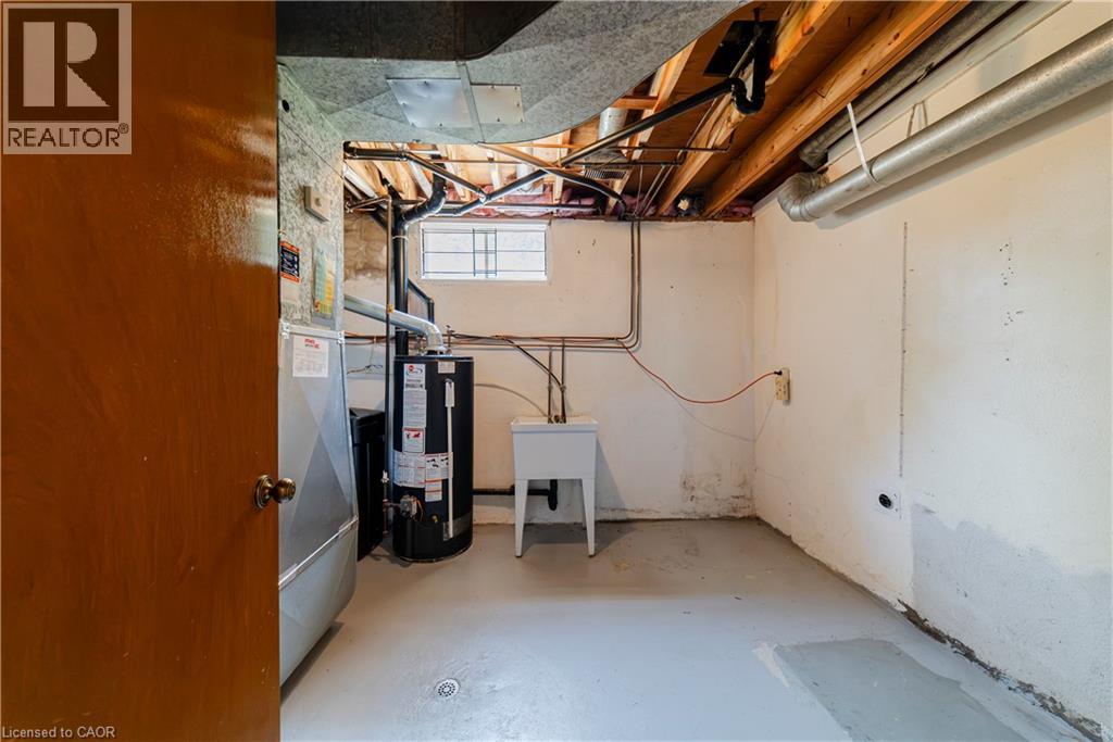 635 CEDARGROVE Place - Image 34