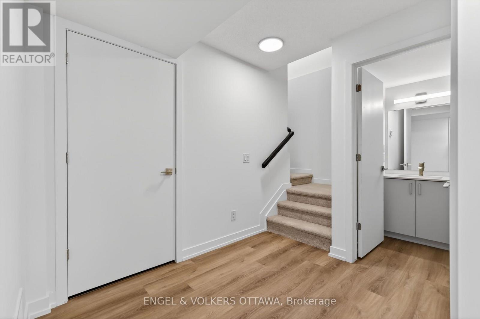 2 Bed, 3 Bath House for Rent in Ottawa – 138 STARDUST PRIVATE, Ottawa – MLS# X13651840 - Image 24