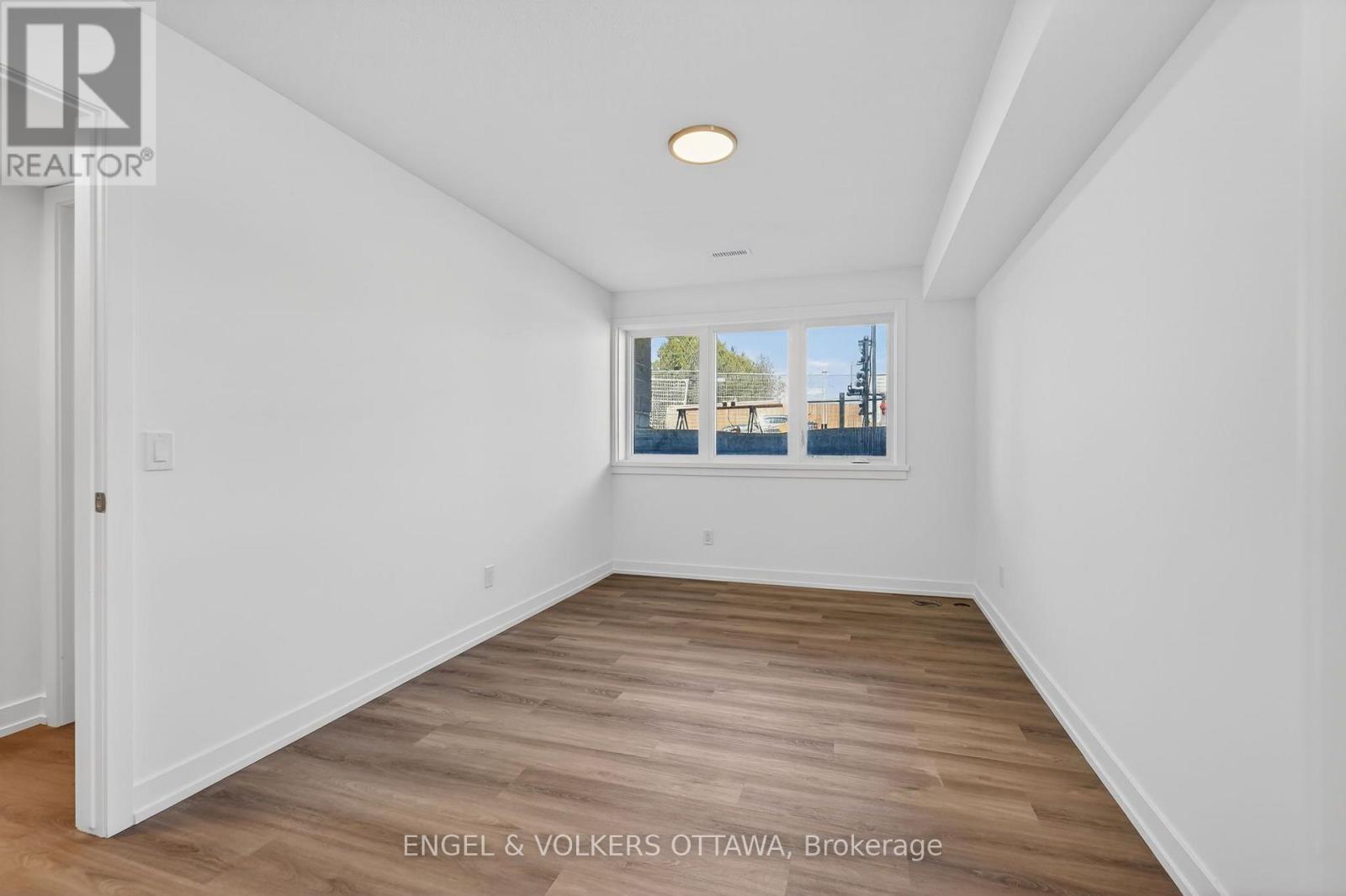 2 Bed, 3 Bath House for Rent in Ottawa – 138 STARDUST PRIVATE, Ottawa – MLS# X13651840 - Image 27