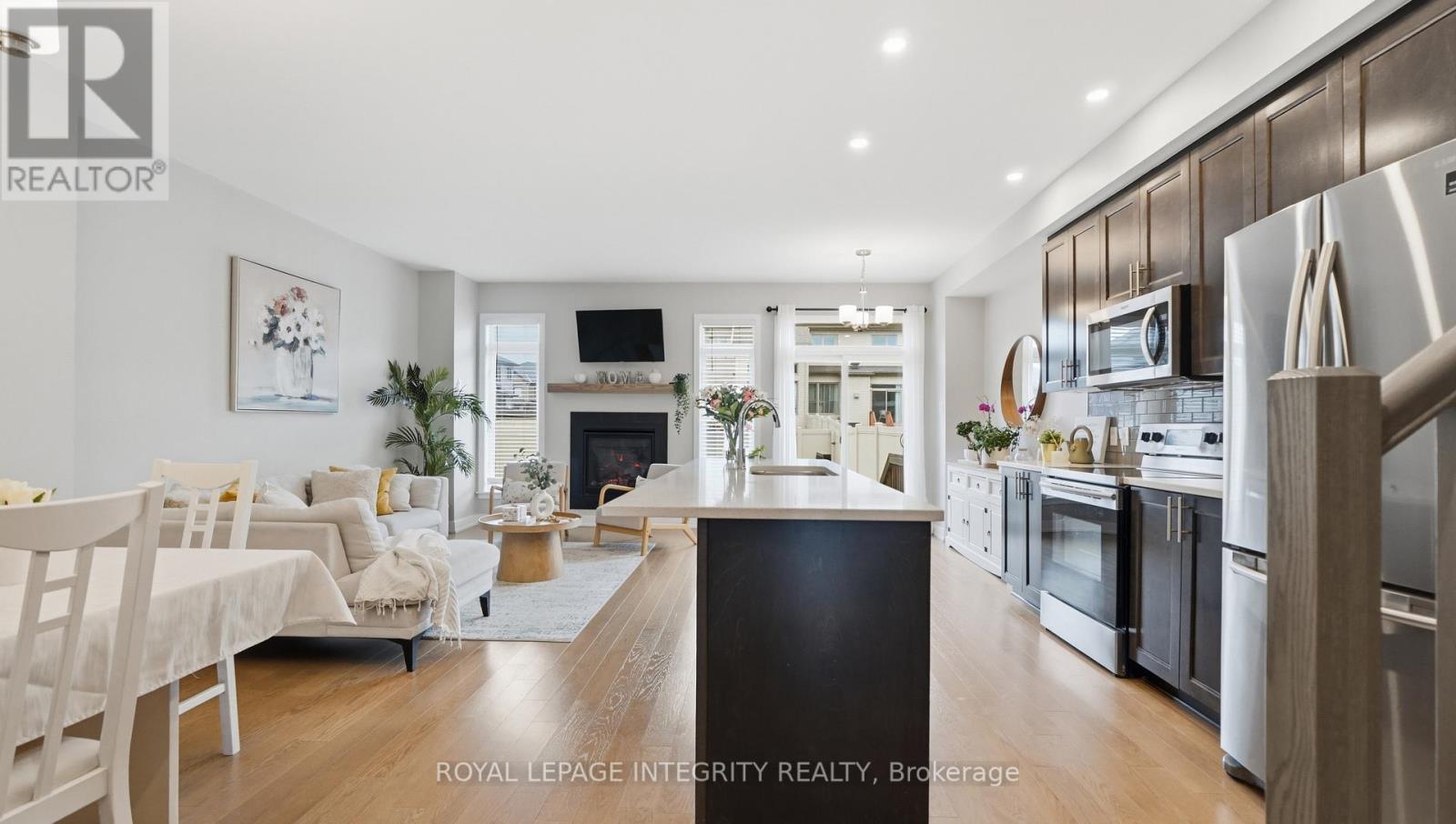 662 PUTNEY CRESCENT - 5