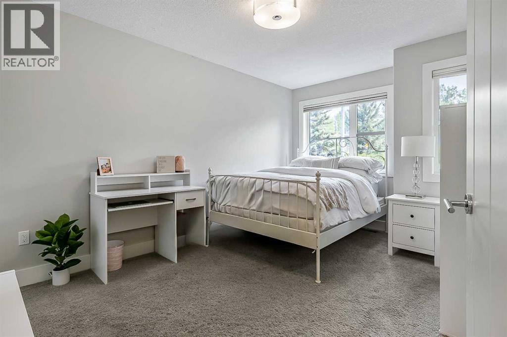 5013 23 Avenue NW - Image 30