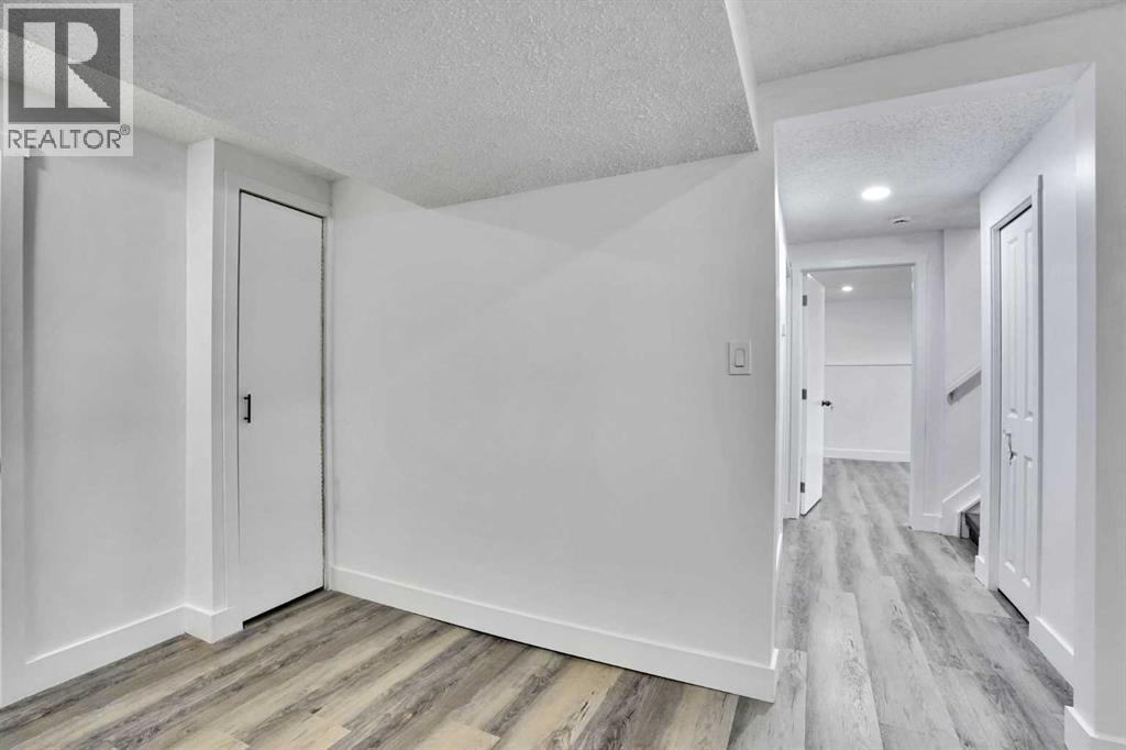 55 Falton Close NE - 30