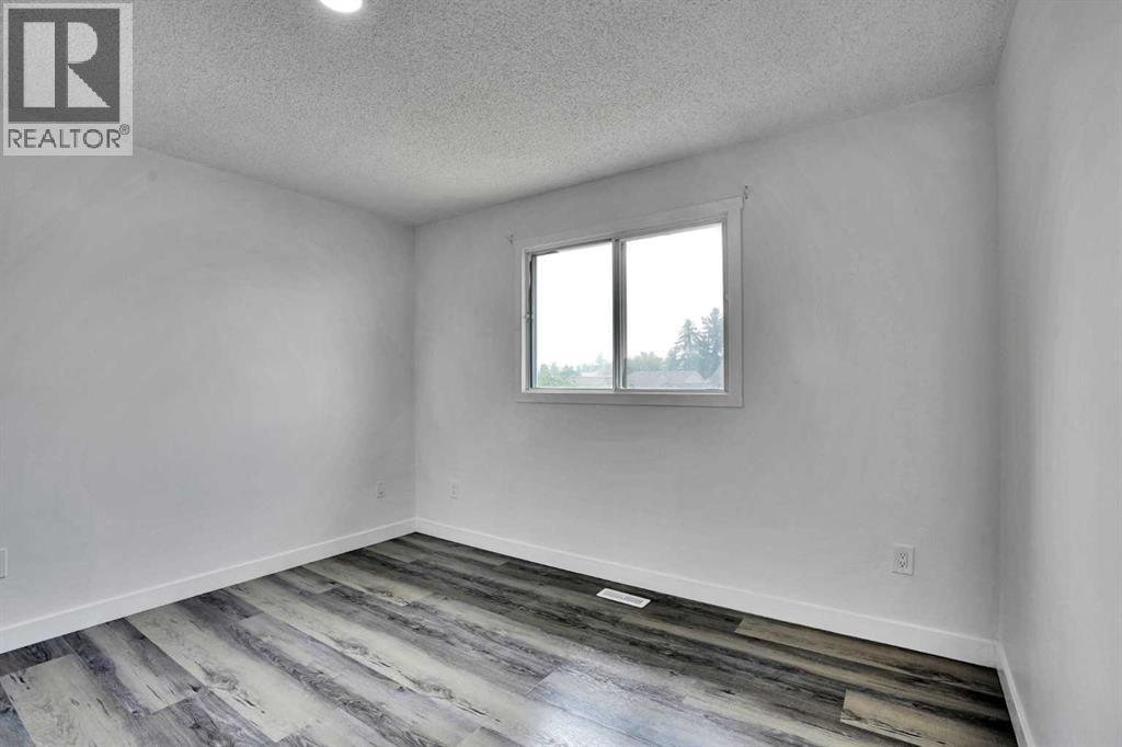 55 Falton Close NE - 17