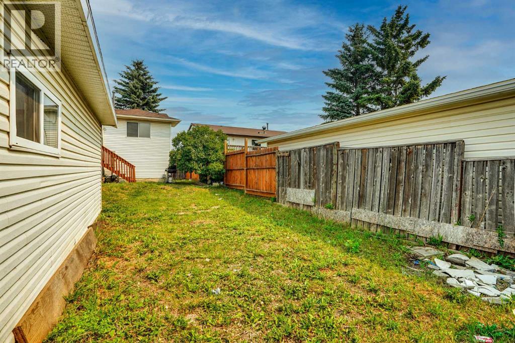 55 Falton Close NE - 42