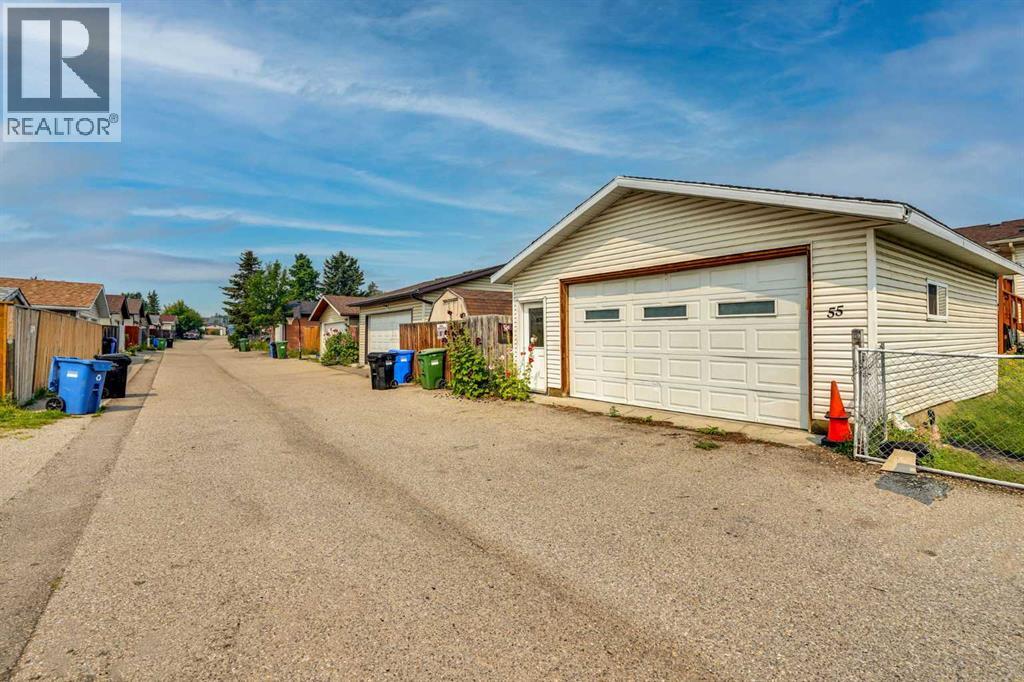 55 Falton Close NE - 43