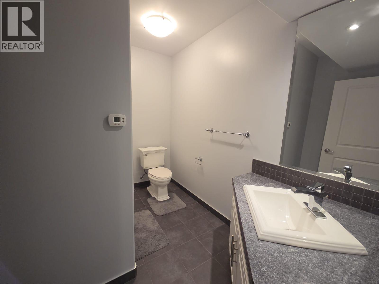 901 89 Avenue - Image 63