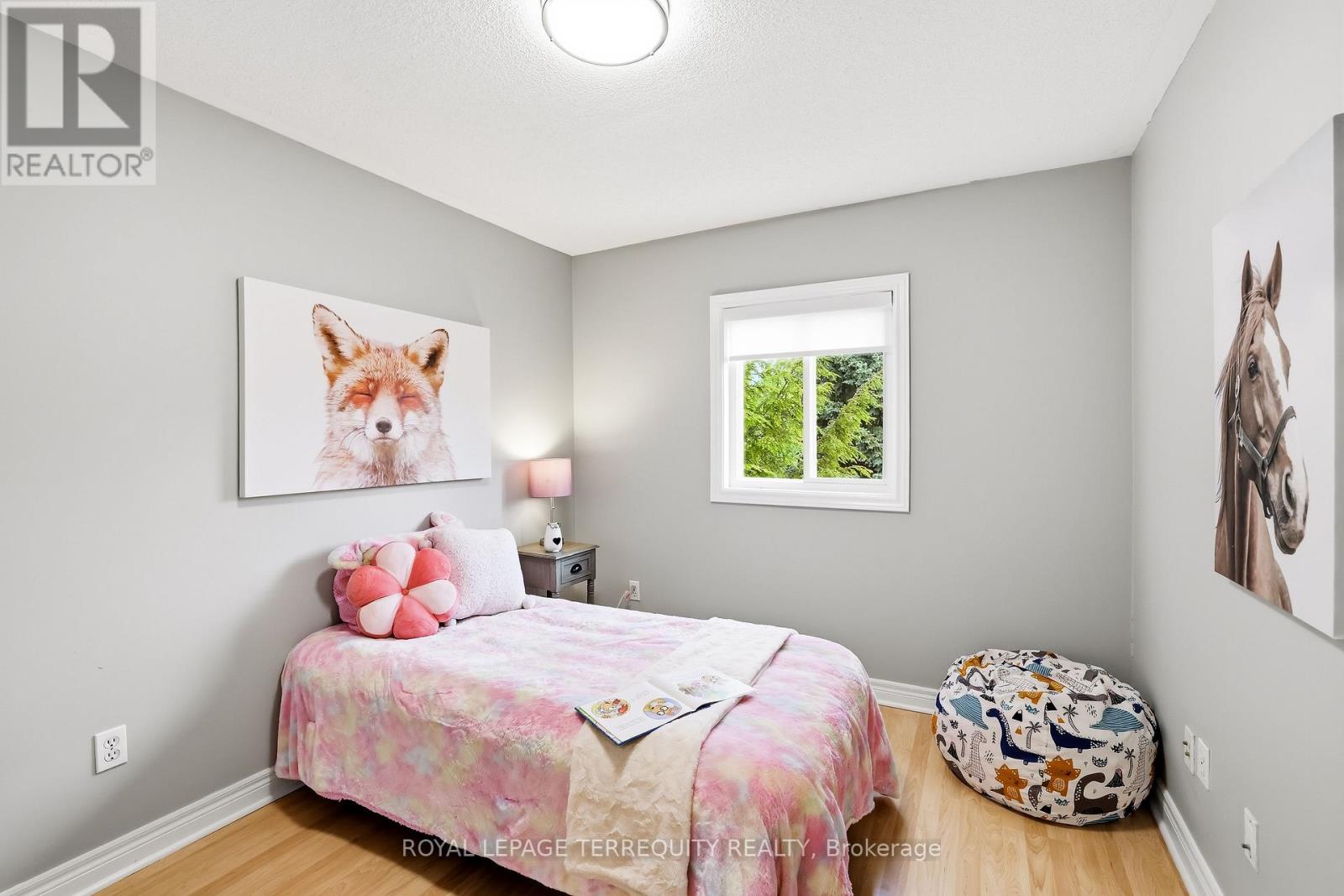 8 SINDEN DRIVE - Image 31
