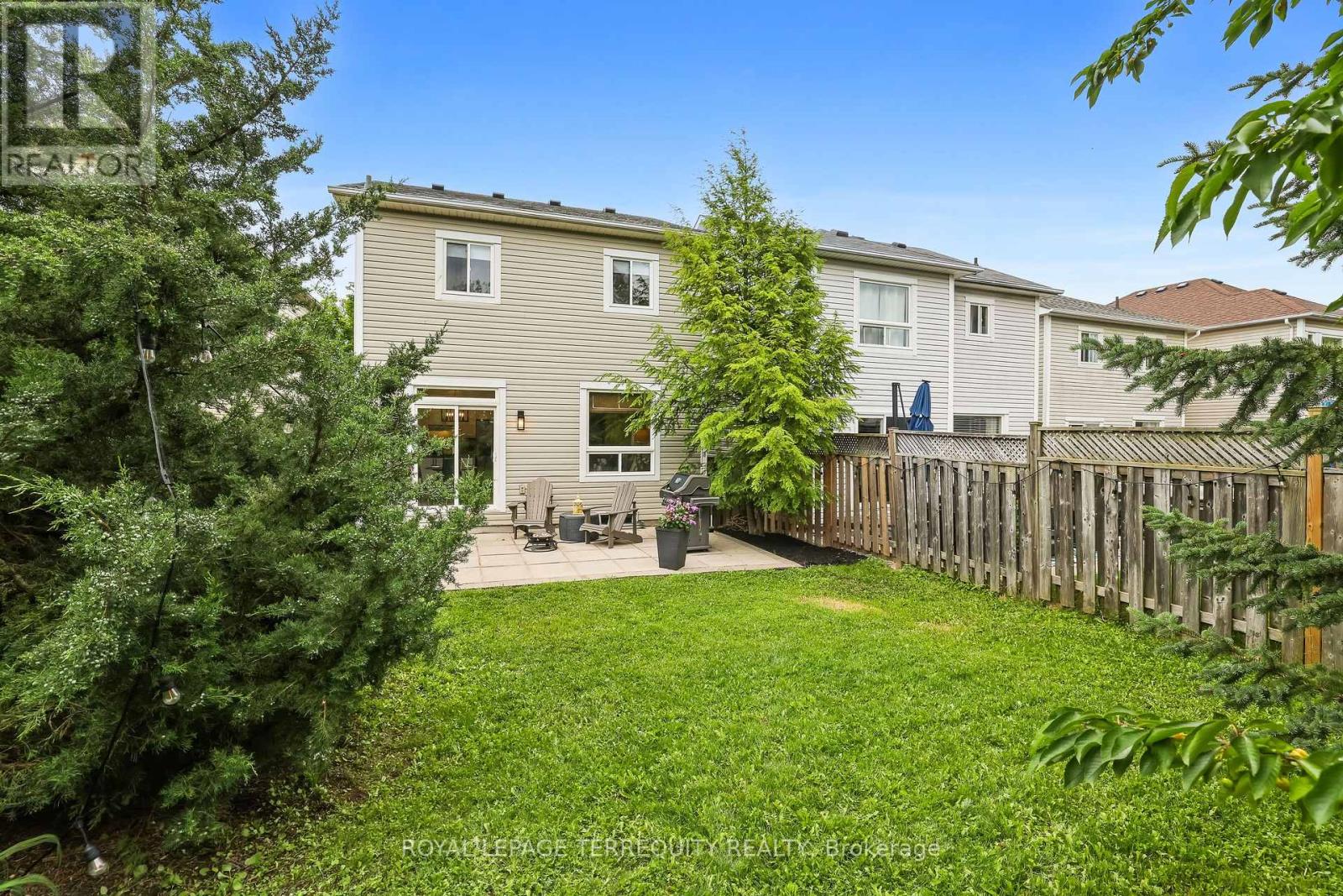 8 SINDEN DRIVE - Image 42