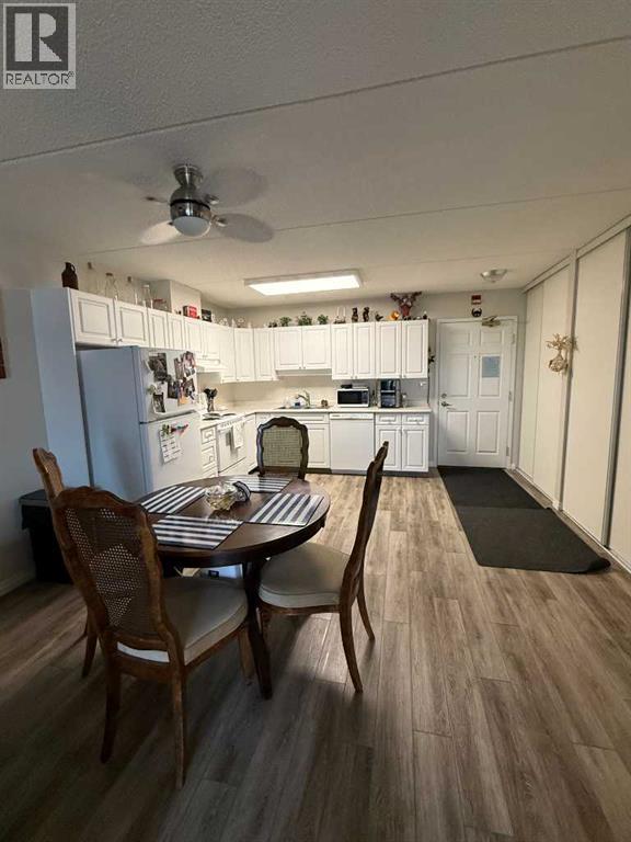 #301 4514 54 Avenue - Image 4