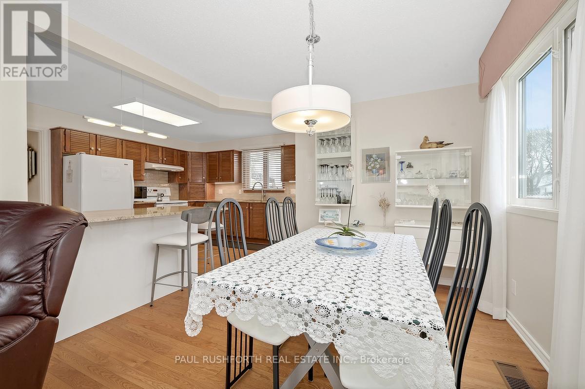 3 Bed, 2 Bath House for Sale in Ottawa – 2191 BICKERTON AVENUE, Ottawa – MLS# X13548640 - Image 19