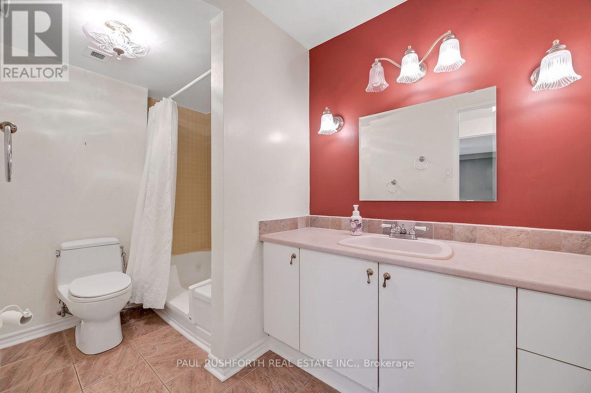 #201 1356 MEADOWLANDS DRIVE E - 25