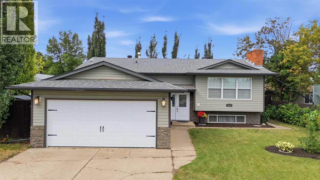 5910 57 Ave - 1