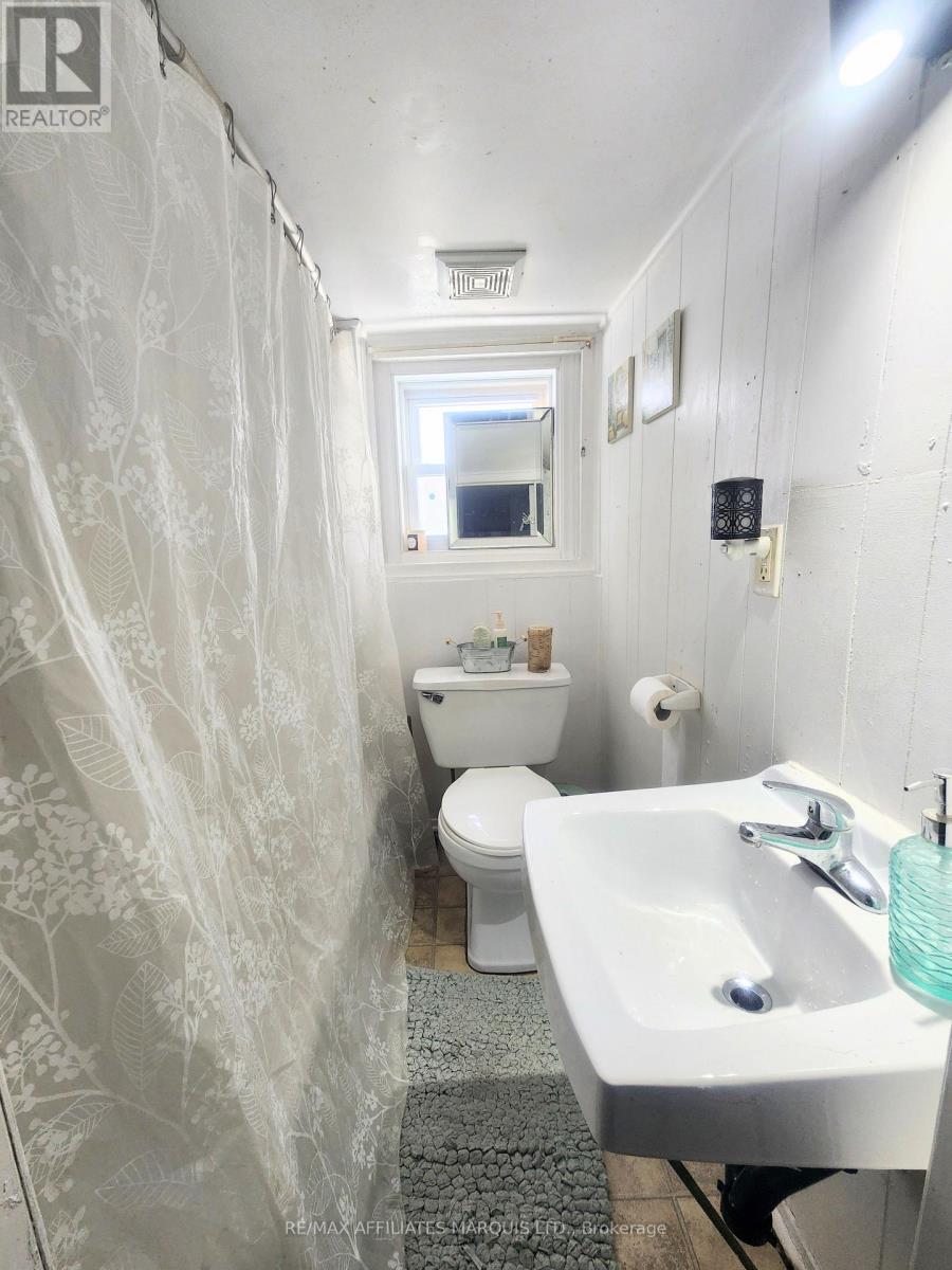 12 - 12A CARTIER AVENUE - 14