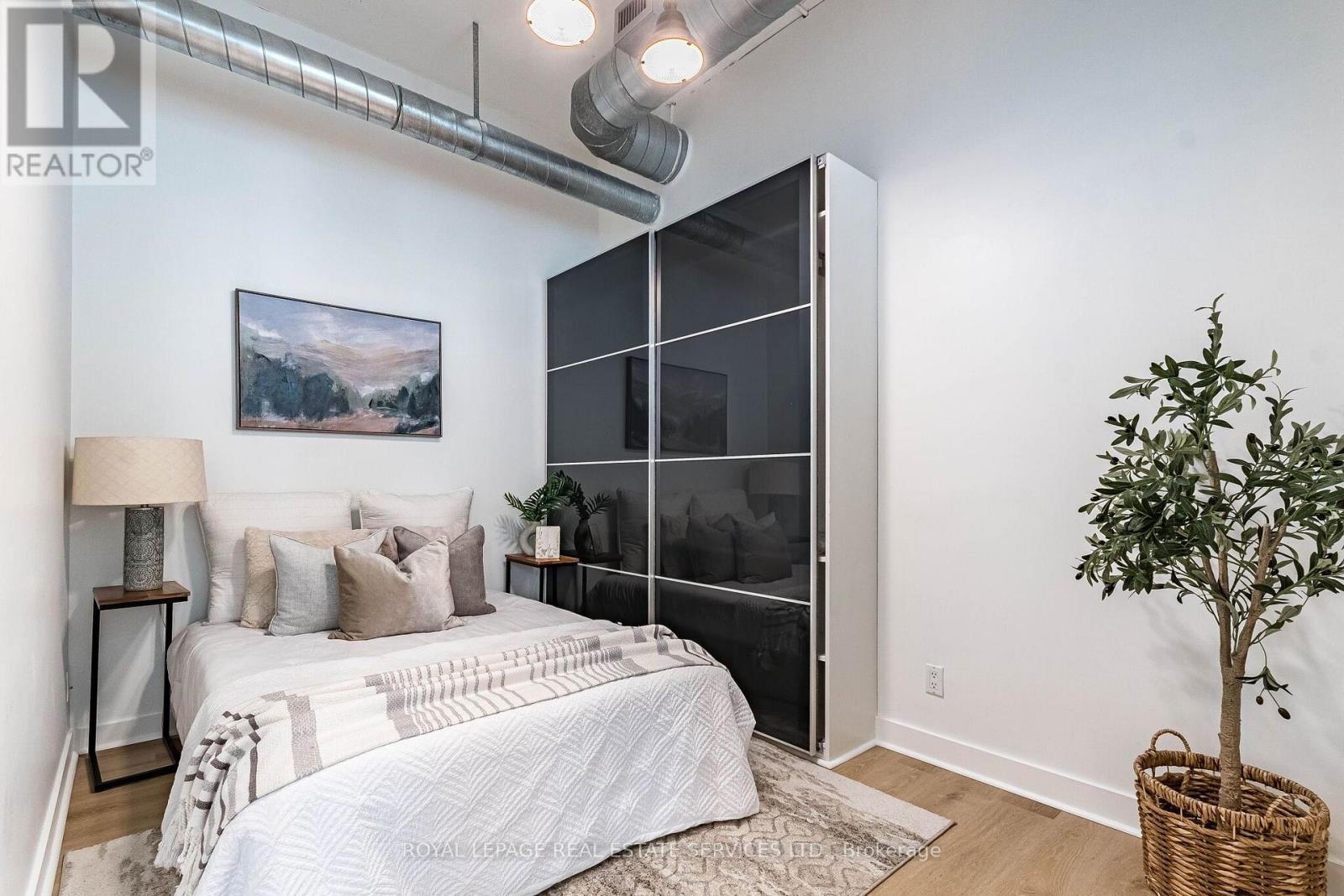 #508 188 EGLINTON AVENUE E - 13