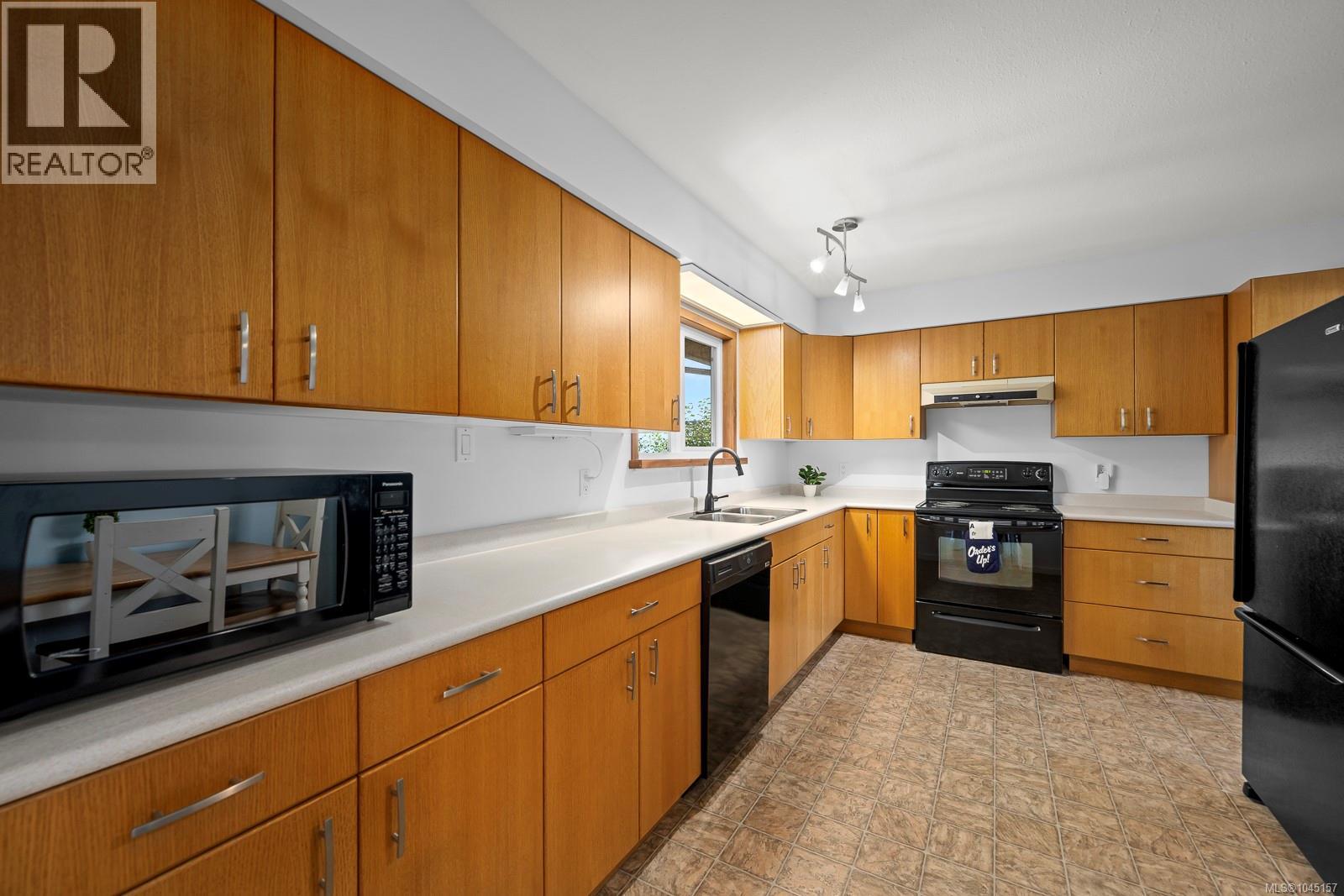 178 Rodello St - 14