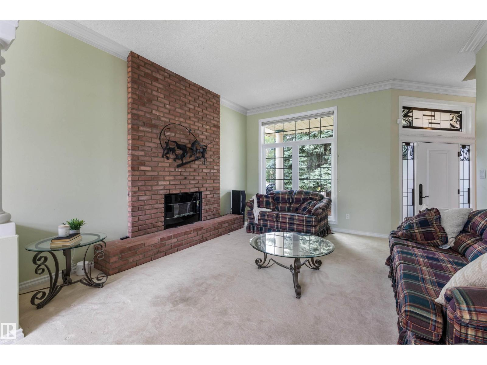 69 HARWOOD DR - 9