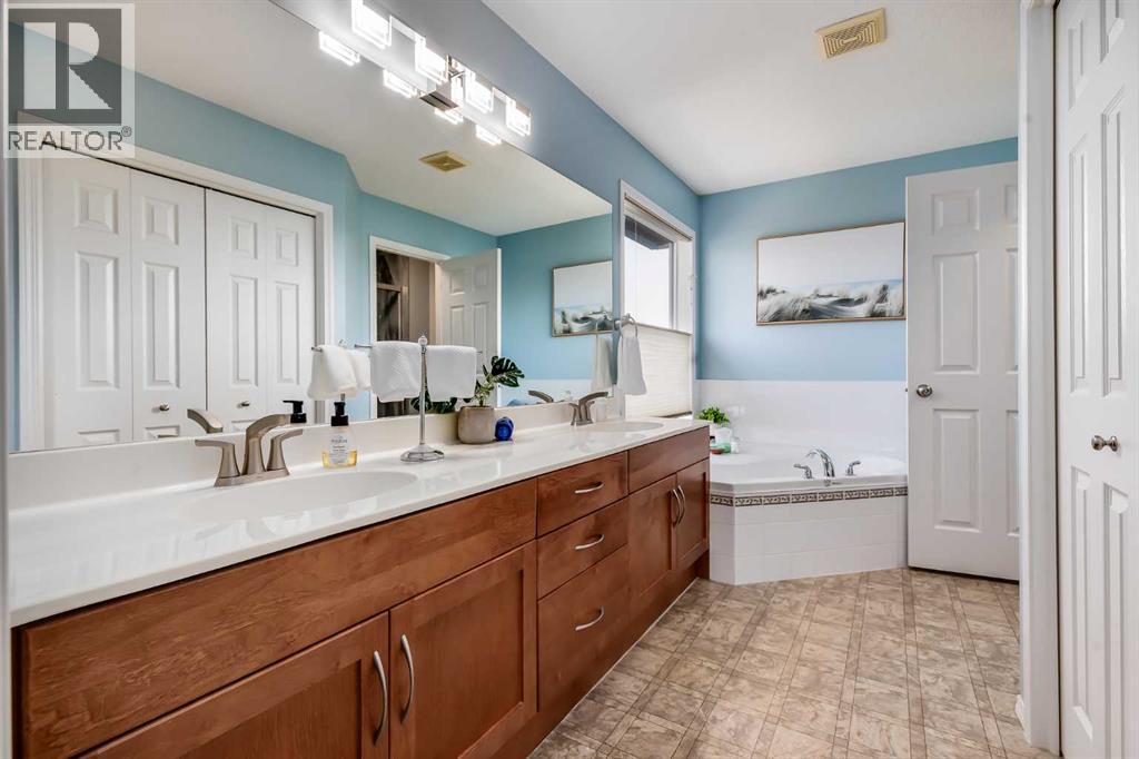 402 Fairways Mews NW - 27