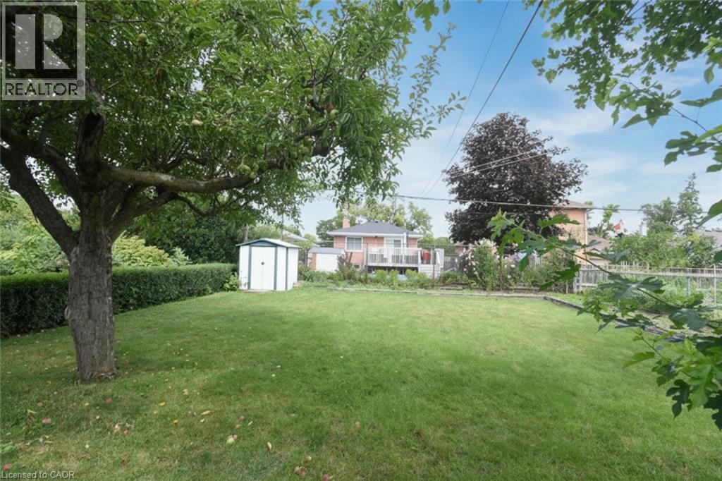 44 BECKWITH Road - 35