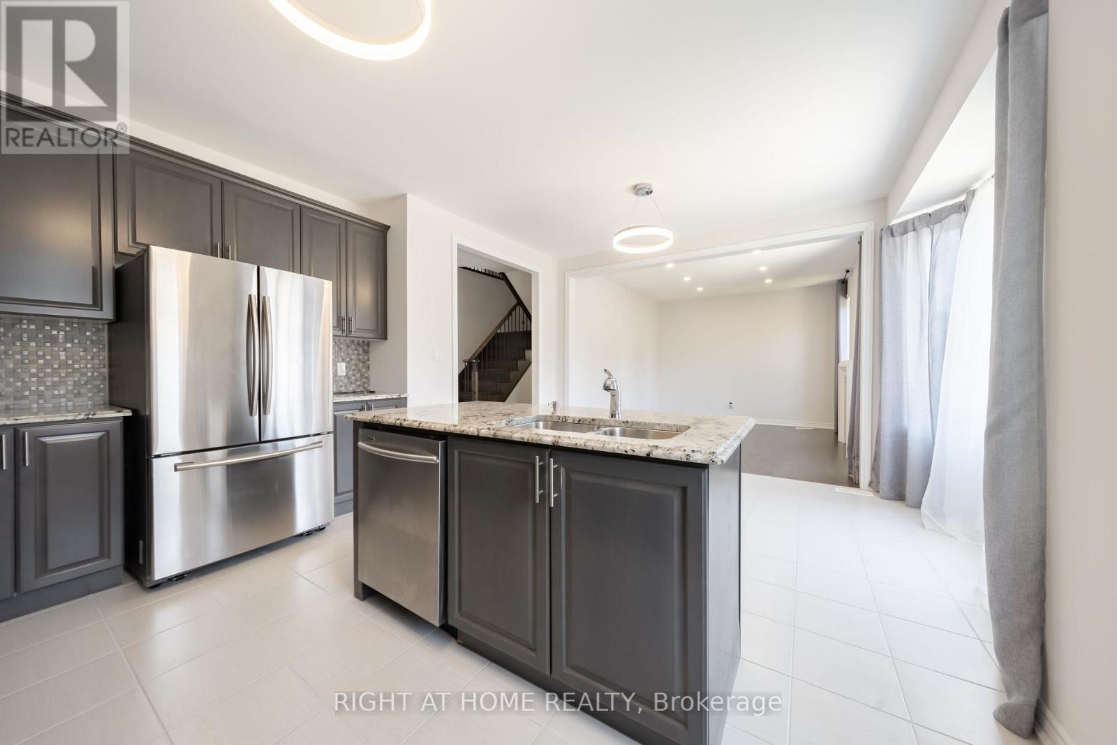 972 GREEN STREET - 11
