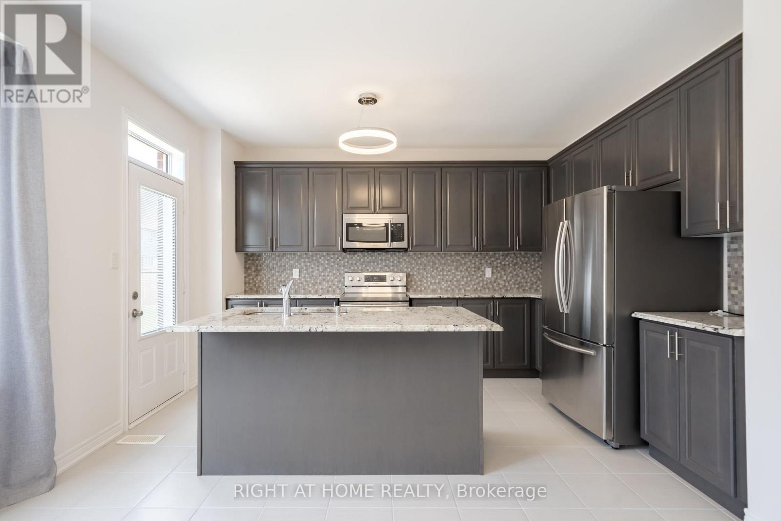 972 GREEN STREET - 12