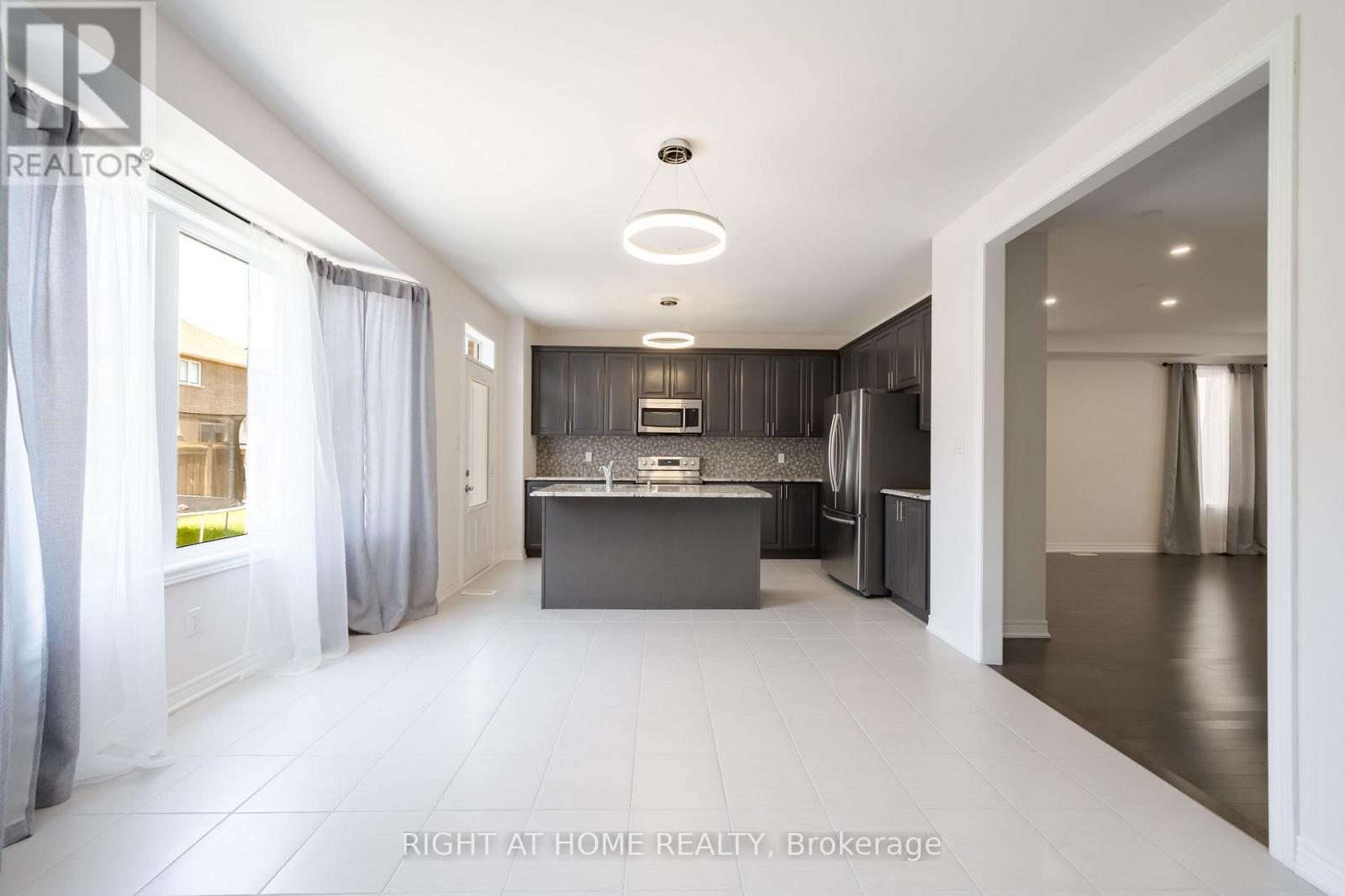 972 GREEN STREET - 13