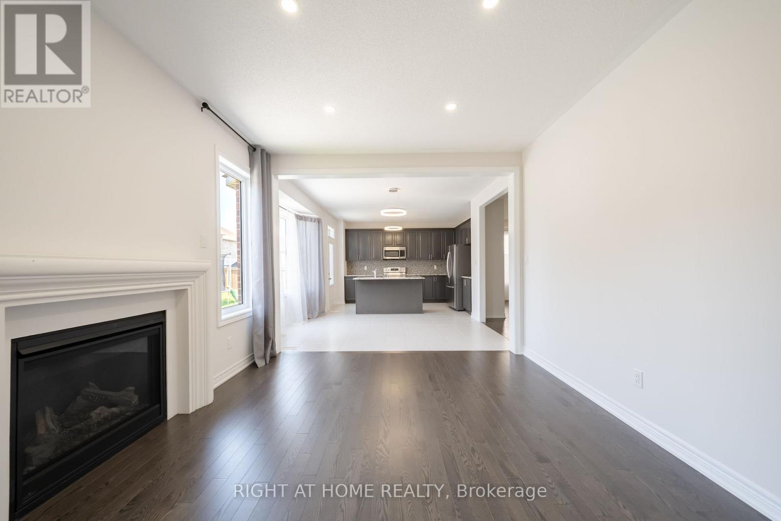 972 GREEN STREET - 14
