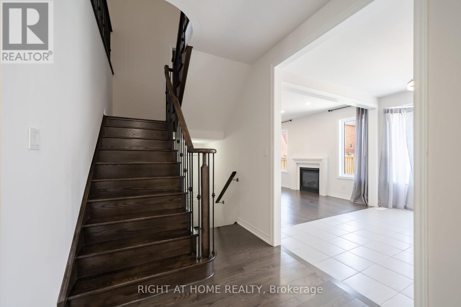 972 GREEN STREET - 20