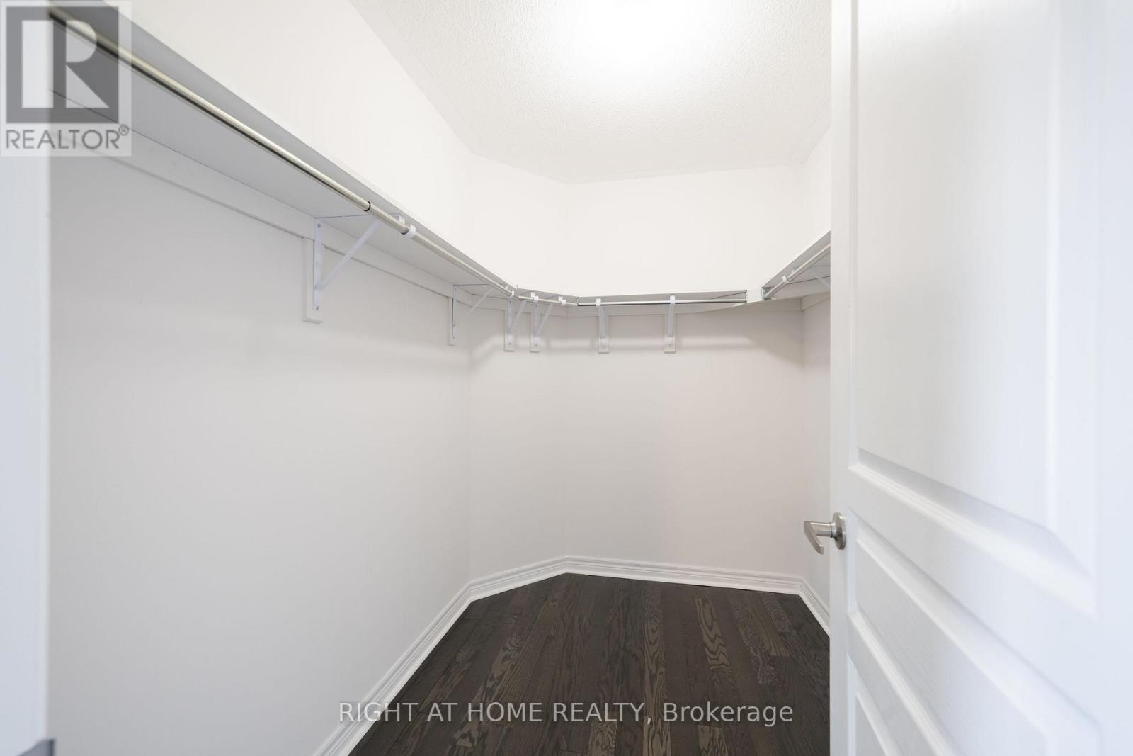 972 GREEN STREET - 30