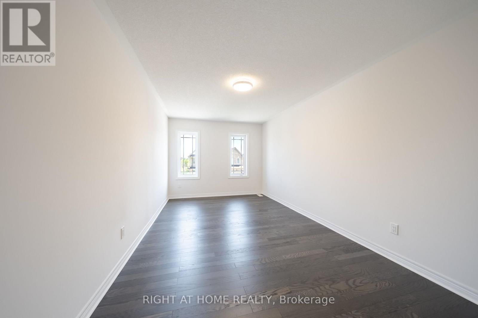972 GREEN STREET - 35
