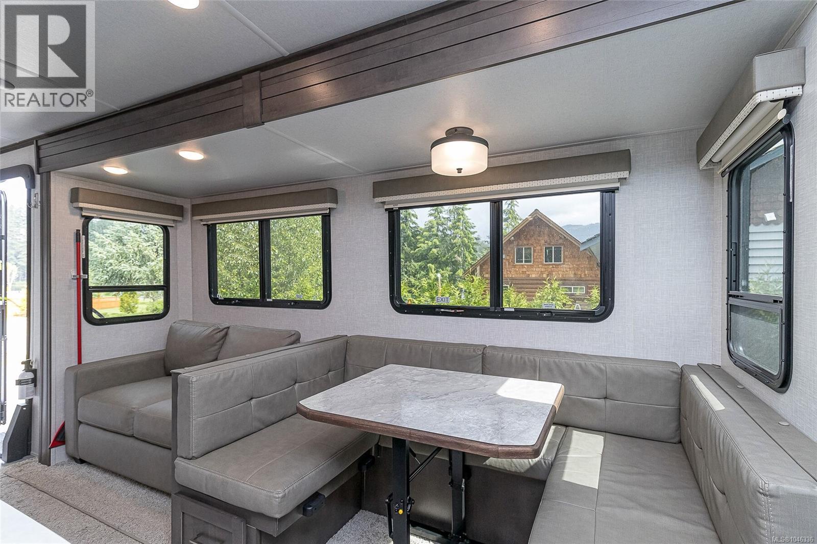 #5 8631 South Shore Rd - Image 10