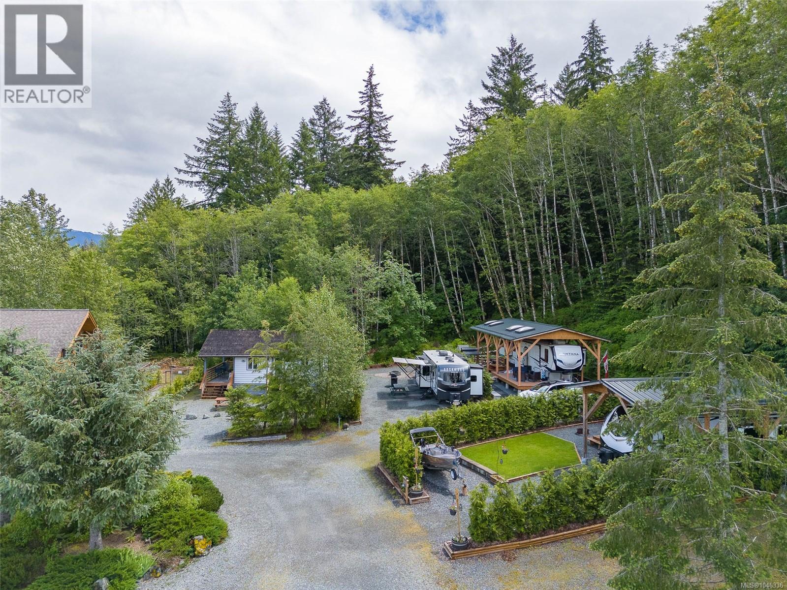 #5 8631 South Shore Rd - Image 34