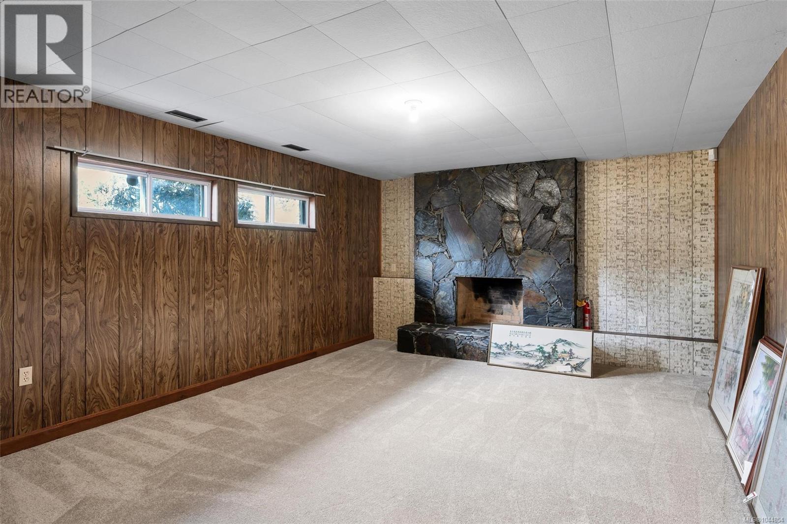  4333 Ramsay Place, Saanich